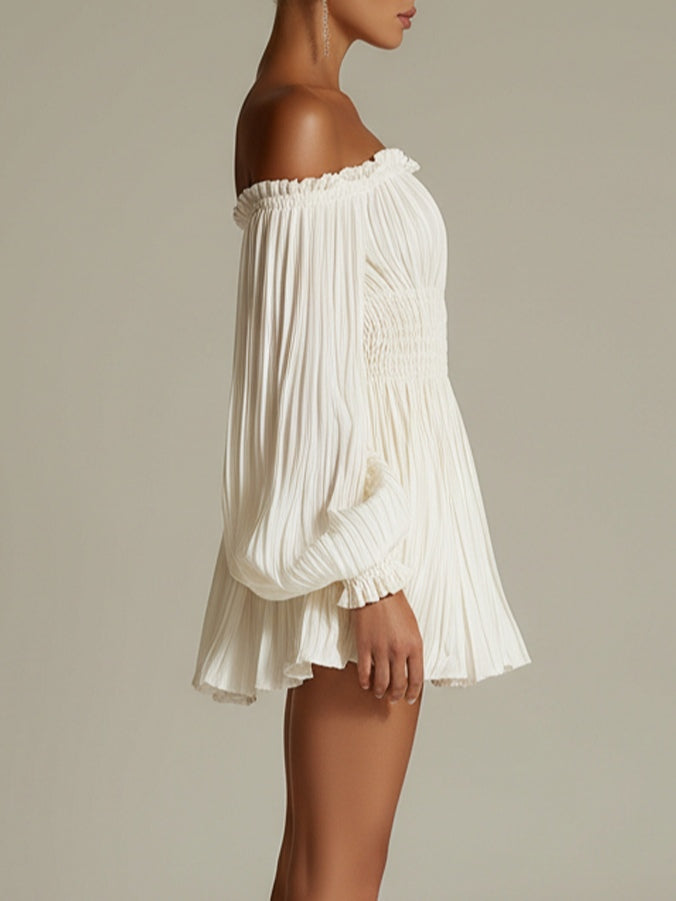 Candid | Minivestido blanco con hombros descubiertos y cintura fruncida