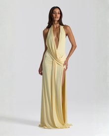 Mila • Vestido Maxi Sin Espalda con Cuello Halter en Amarillo