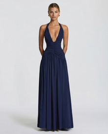 Margaret • Vestido Maxi con Cuello Halter y Corsé Fruncido en Marino