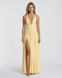 Margaret • Vestido Maxi con Cuello Halter y Corsé Fruncido en Amarillo