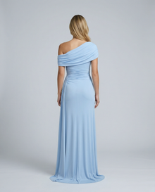 Aida • Vestido Maxi Arrugado de Un Hombro en Azul Claro