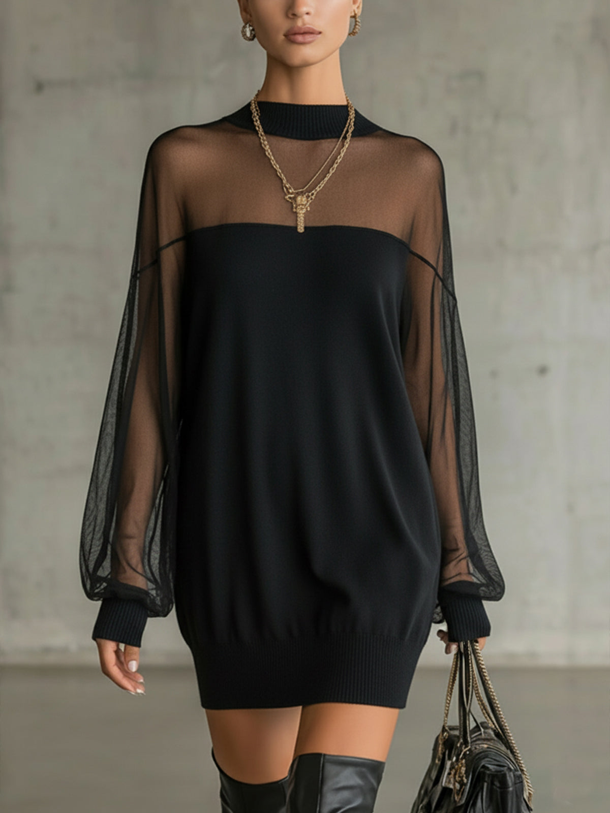 Domitille | Mini Vestido Negro, Mangas de Malla Transparente, Cuello Alto