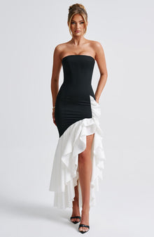 Emilia • Vestido Maxi Floral Lace Grace en Negro y blanco