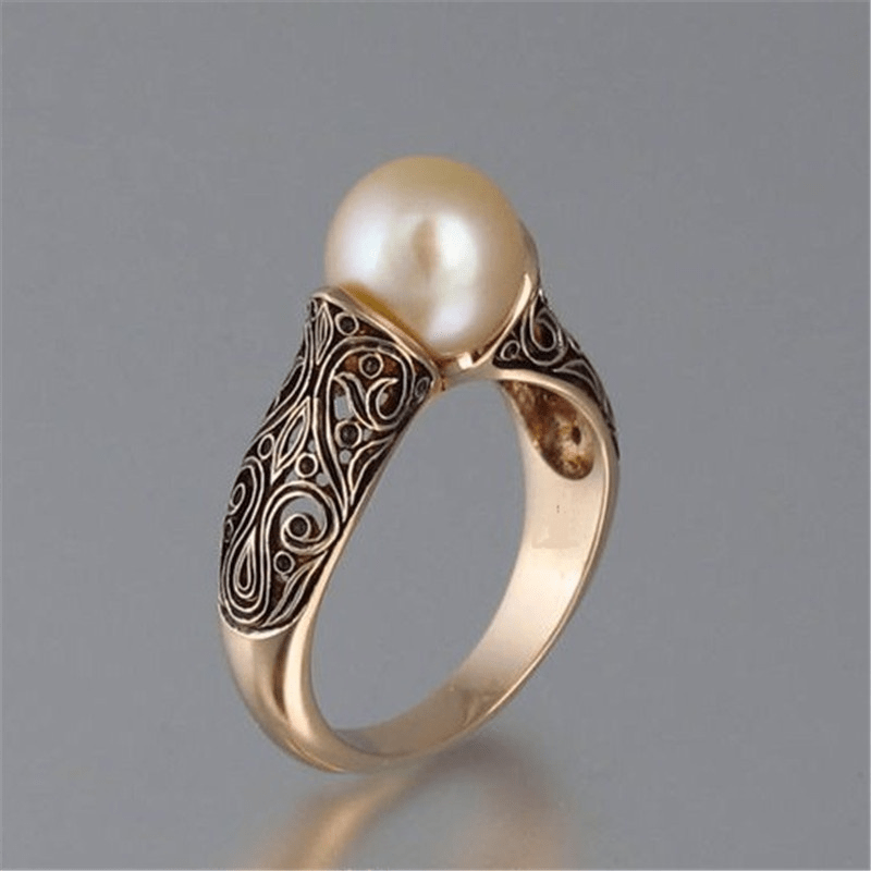 Anillo Vintage con Perla Dorada